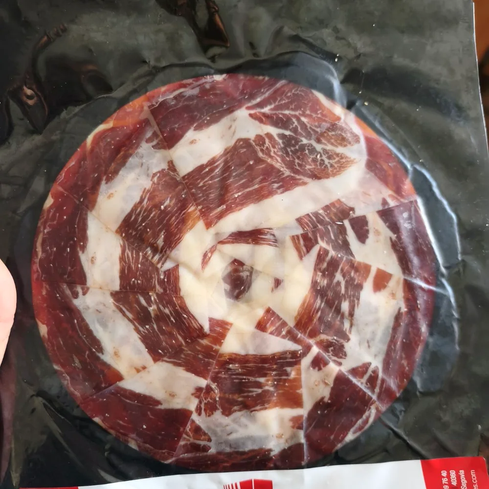 Jamón loncheado de Los Joaquines presentado en su envase real